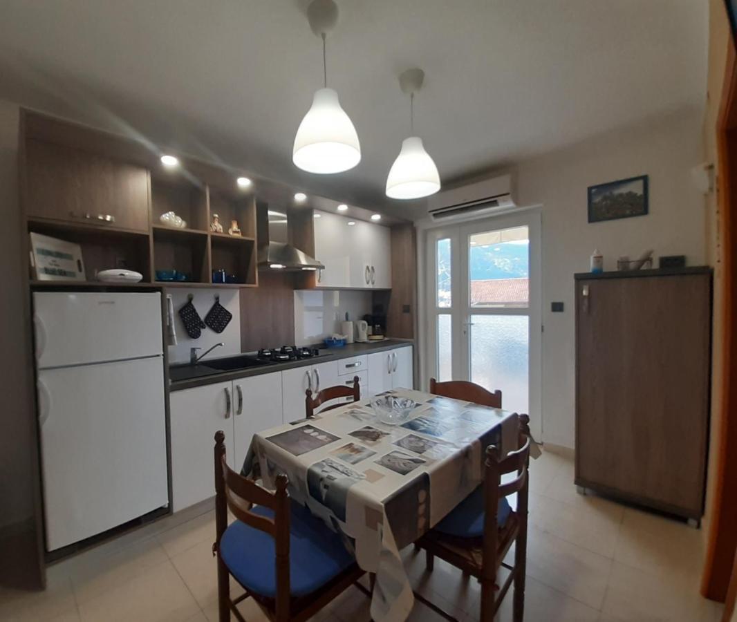Guesthouse Villa Marija Крес Екстериор снимка