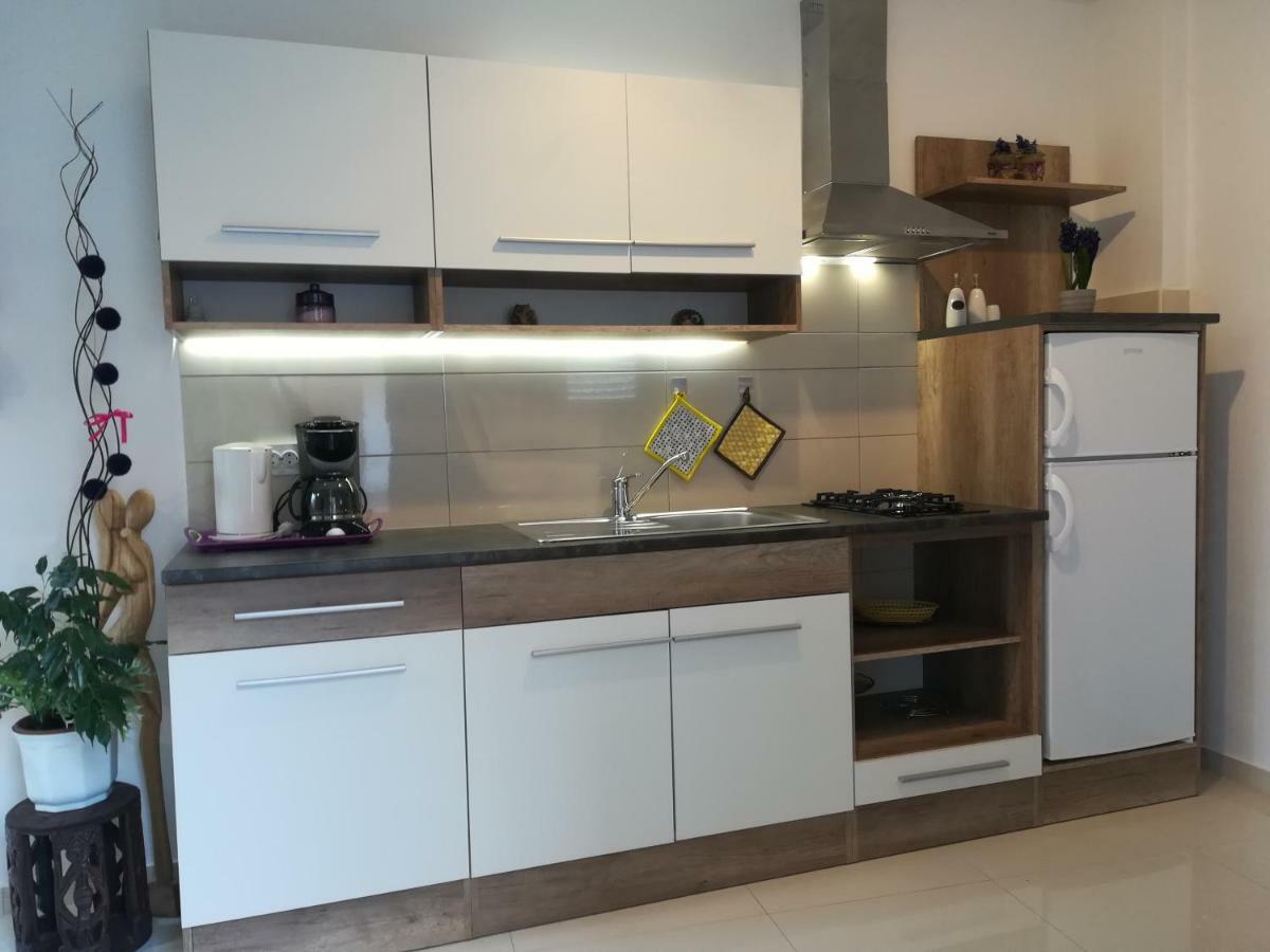 Guesthouse Villa Marija Крес Екстериор снимка